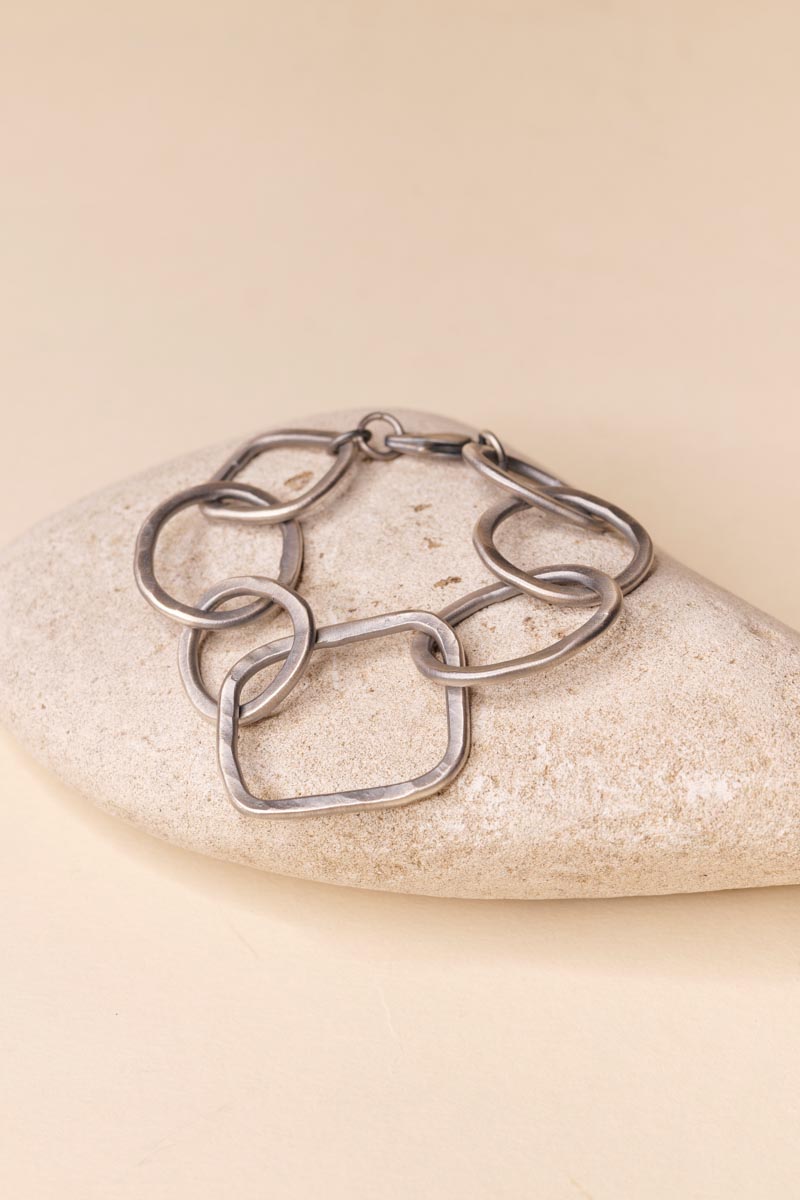 Progetto_20231219_0021gioielli-majo.jpeg Bracciale Cerchi in Peltro Majo - immagine 1